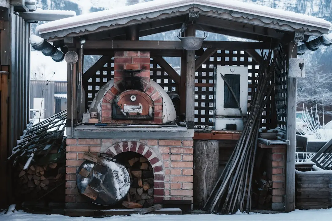 Förvandla trädgården till matmecka med utomhus kamin illustration